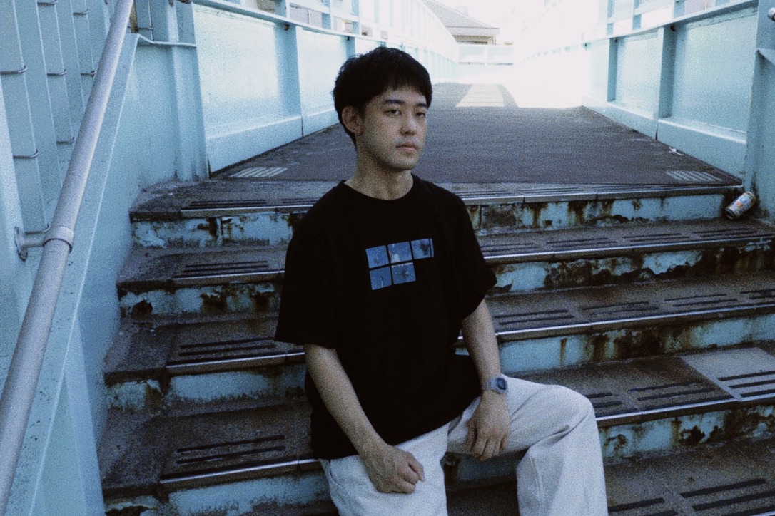 T-shirt着用写真 3 / 3